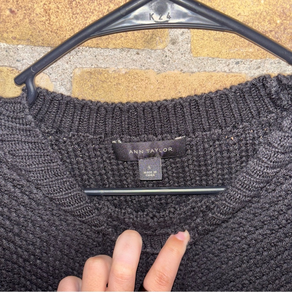Ann Taylor Black Women's Crew Neck Sweater - Picture 3 of 5